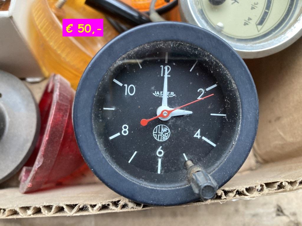 1900 several parts Gauges - klokken