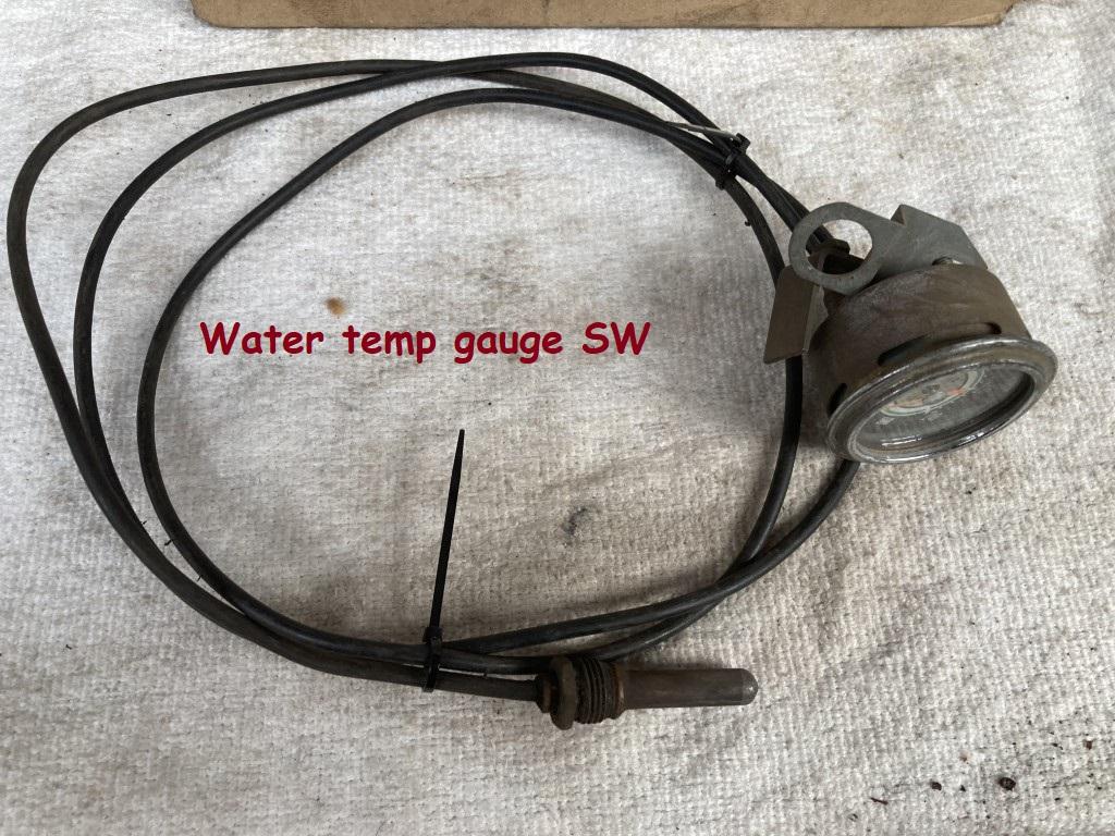 1900 several parts Gauges - klokken