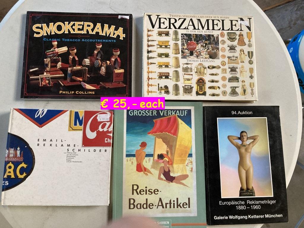 1900 Car Brochures Brochures / Folders / Photos / Drawings