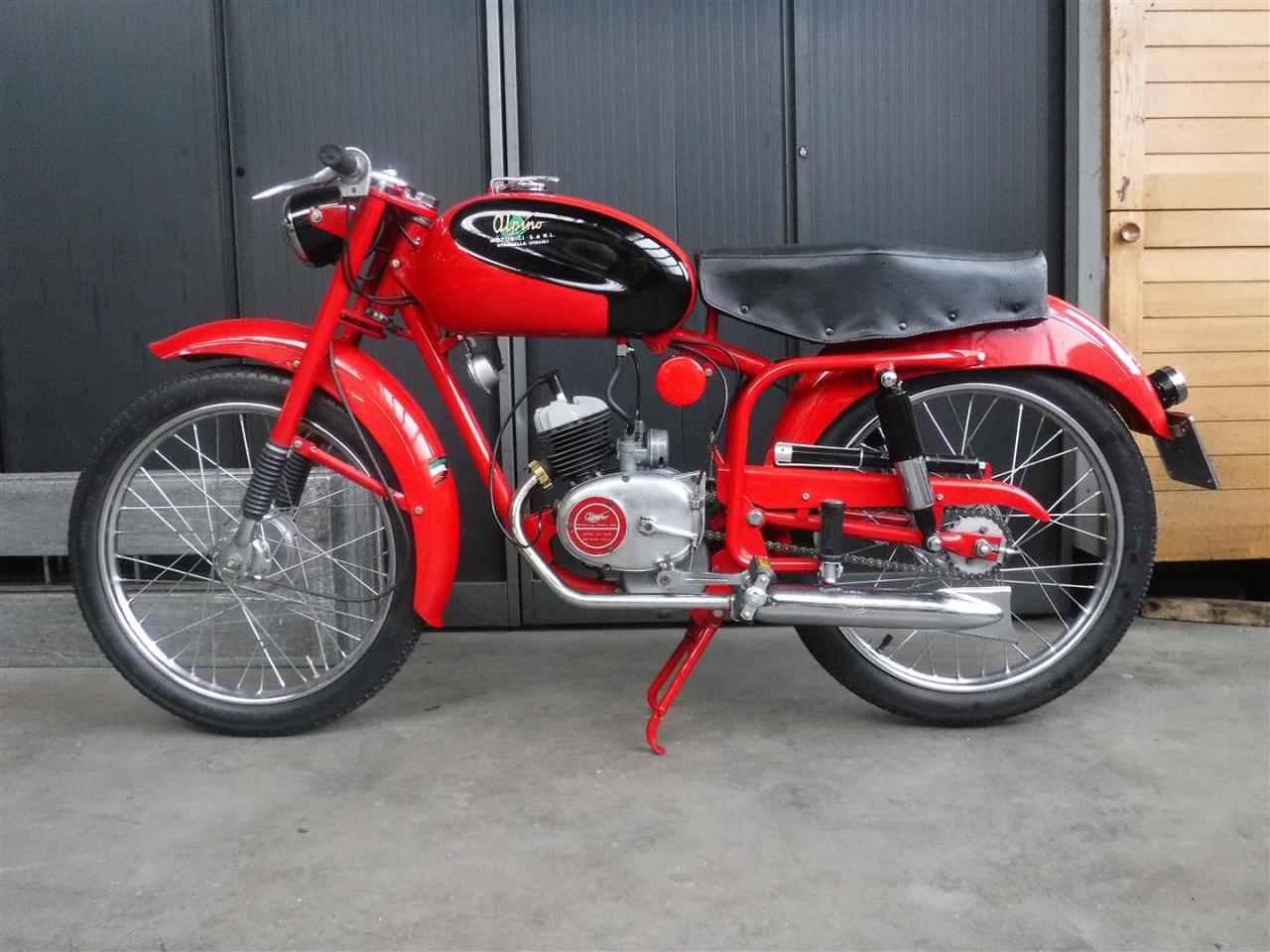 1960 Alpino moped #3