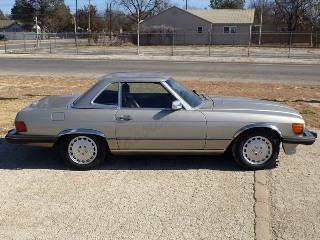 1988 Mercedes - Benz 560SL