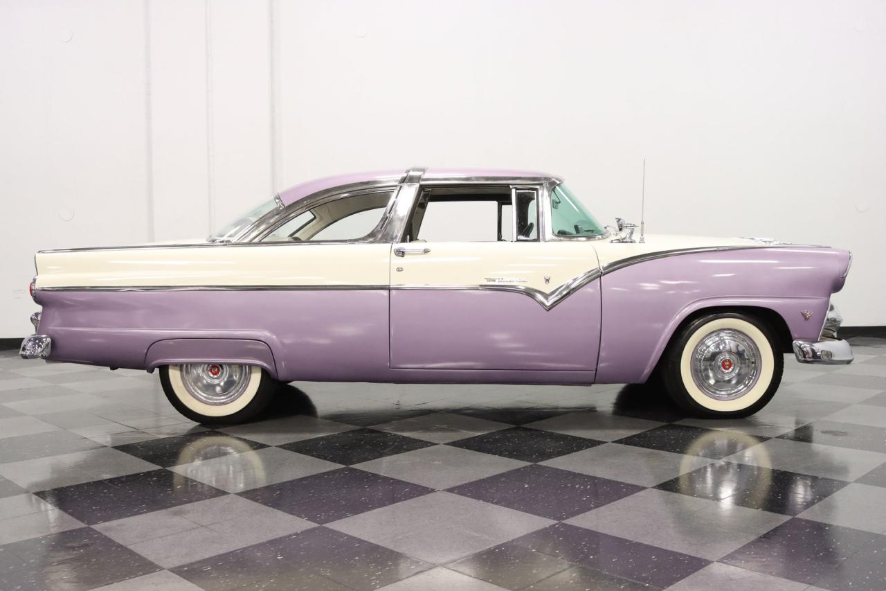 1955 Ford Fairlane Crown Victoria