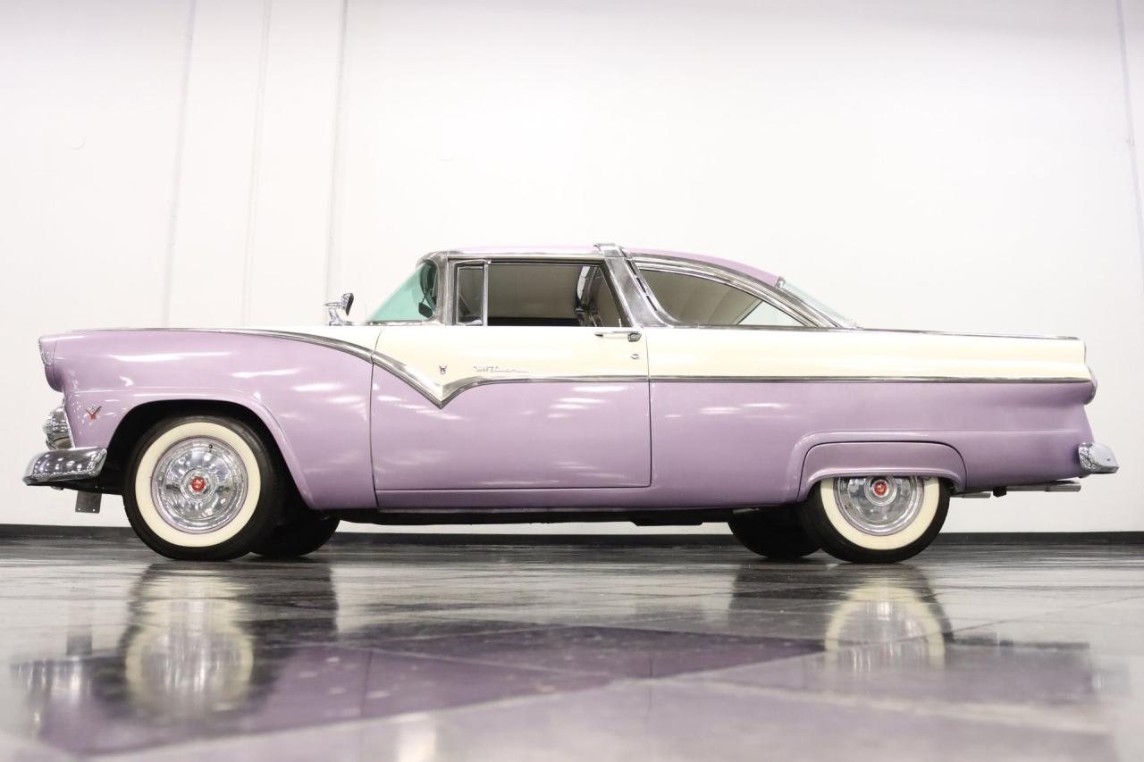 1955 Ford Fairlane Crown Victoria