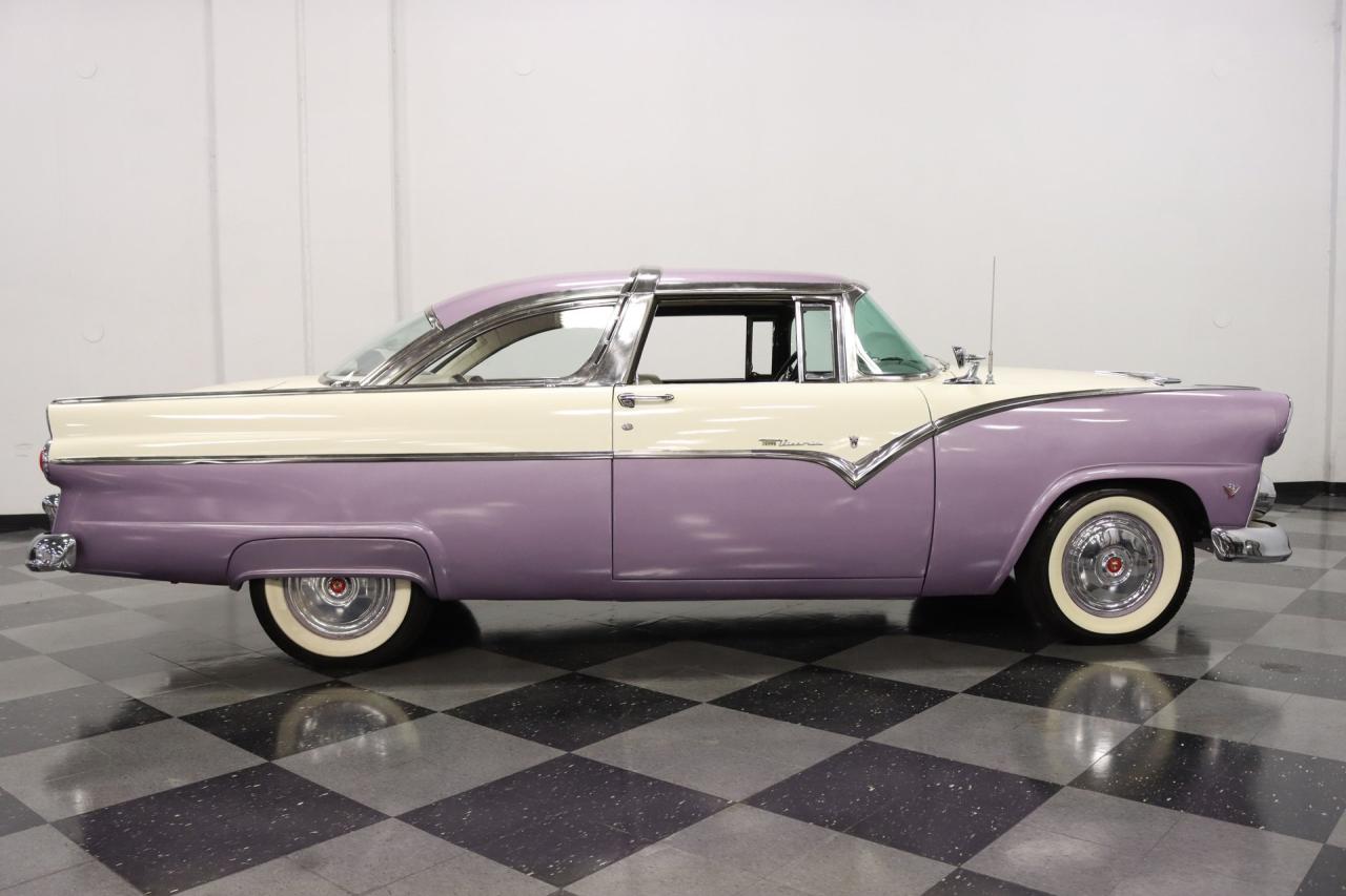 1955 Ford Fairlane Crown Victoria