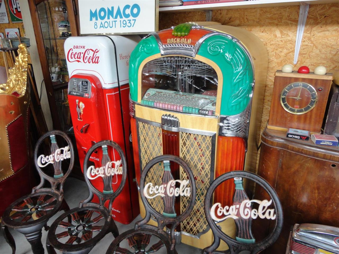 1900 Collectables examples