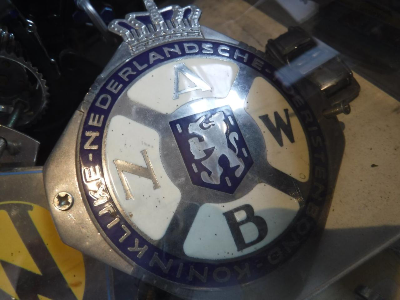 1900 Collectables examples