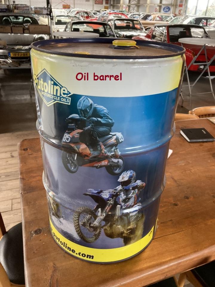 1900 Collectables examples