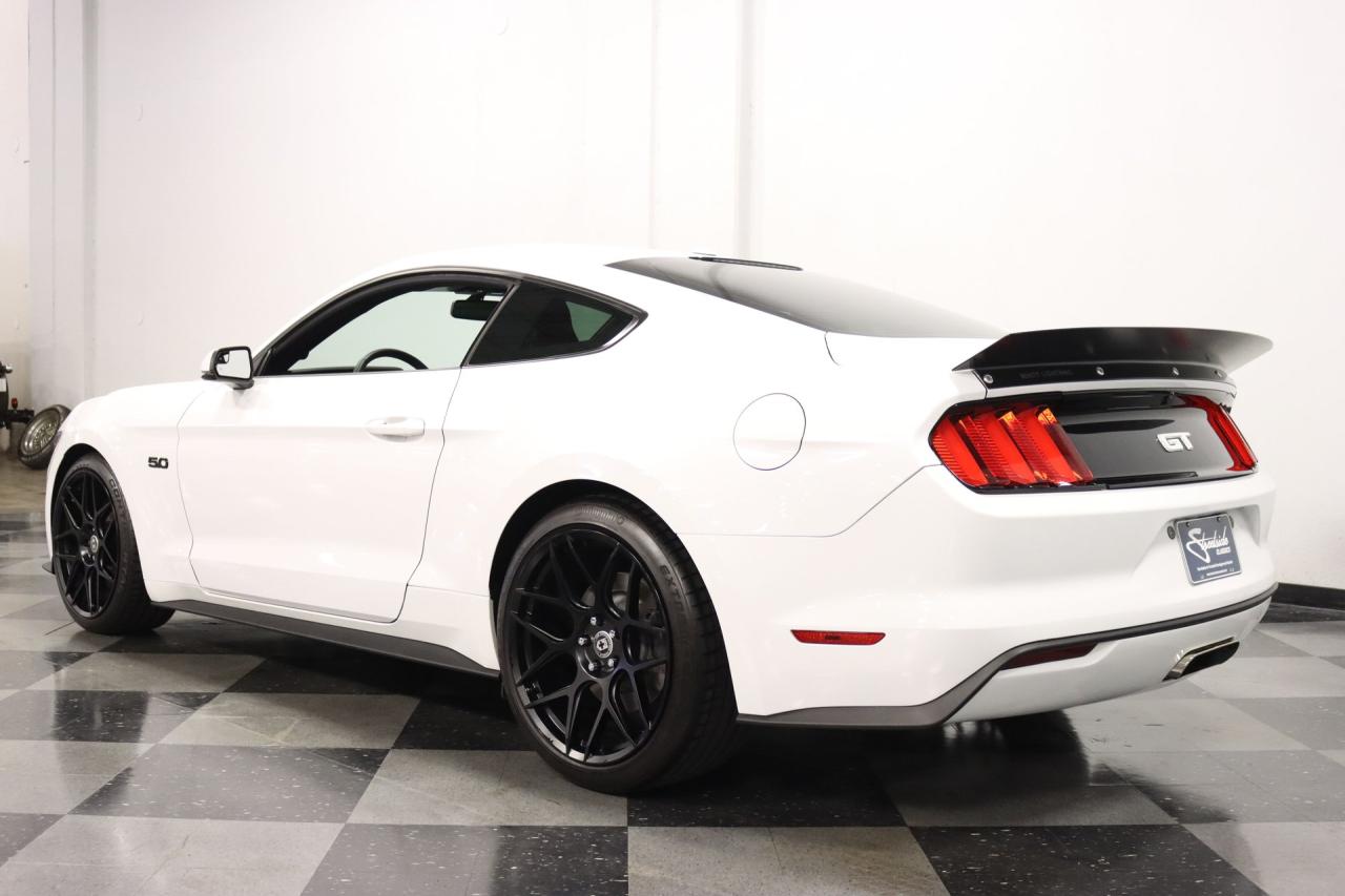 2015 Ford Mustang Petty&#039;s Garage Stage 1