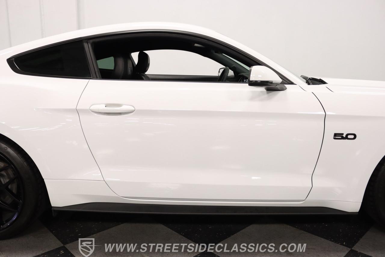 2015 Ford Mustang Petty&#039;s Garage Stage 1
