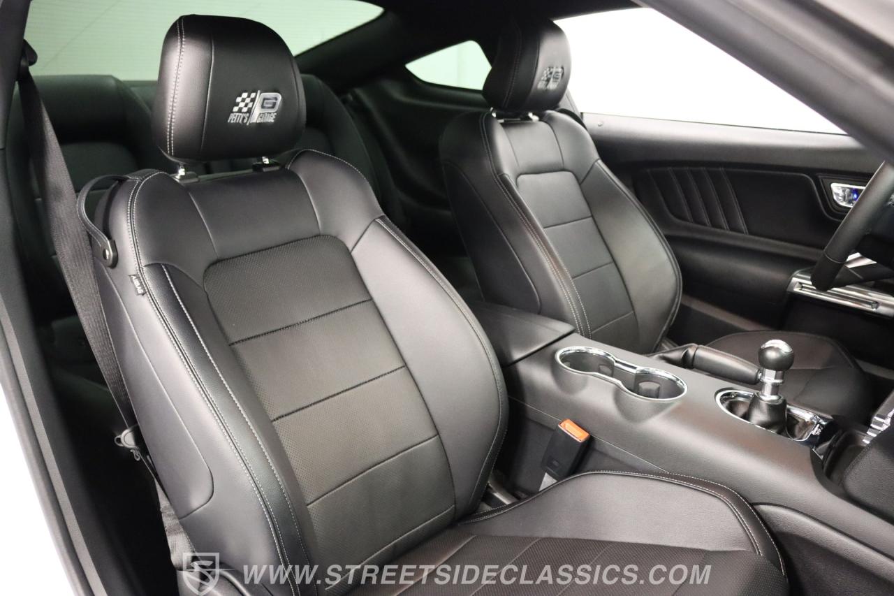 2015 Ford Mustang Petty&#039;s Garage Stage 1