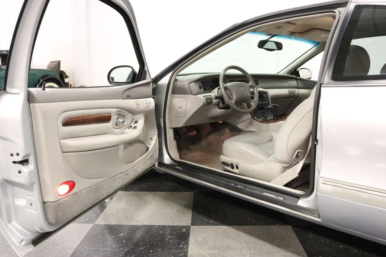 1998 Lincoln Mark VIII