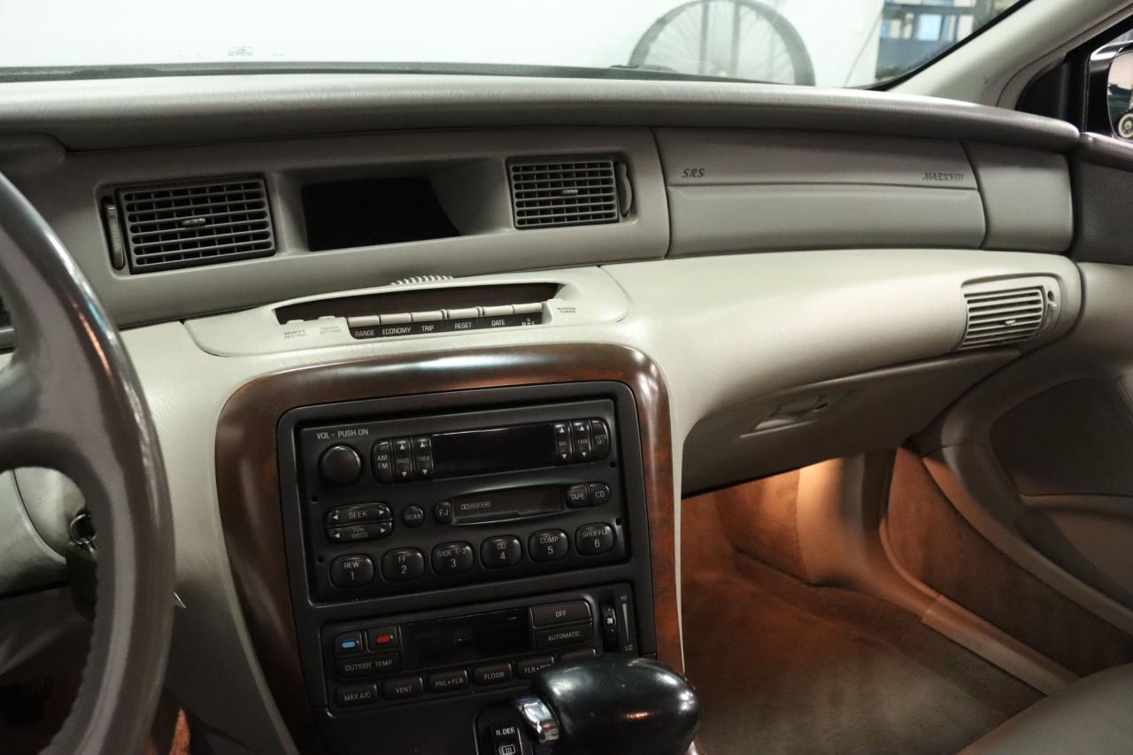 1998 Lincoln Mark VIII