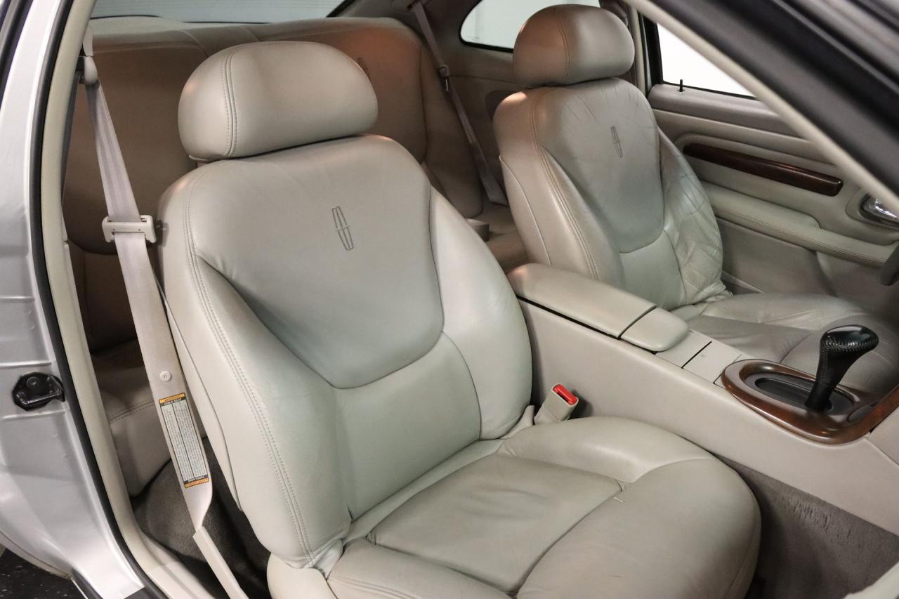 1998 Lincoln Mark VIII