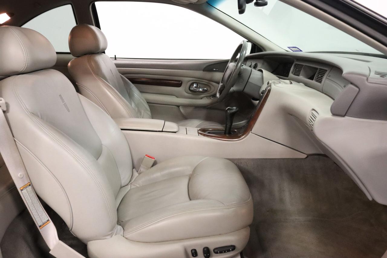 1998 Lincoln Mark VIII