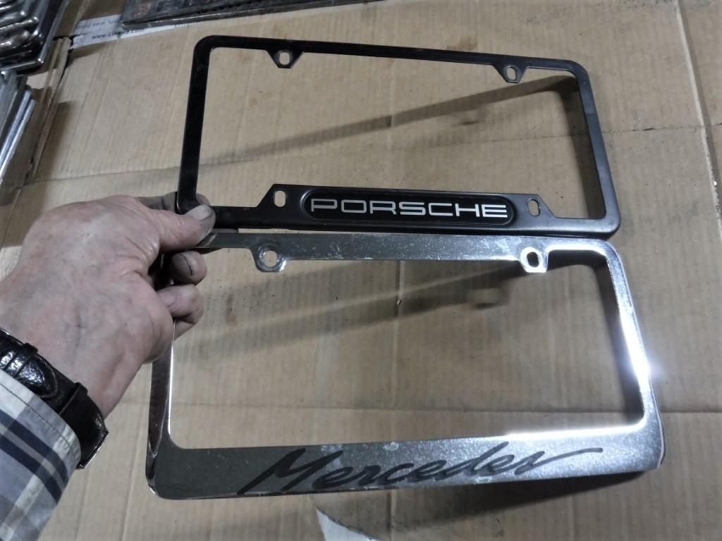 1990 Collectables Number plates-holders