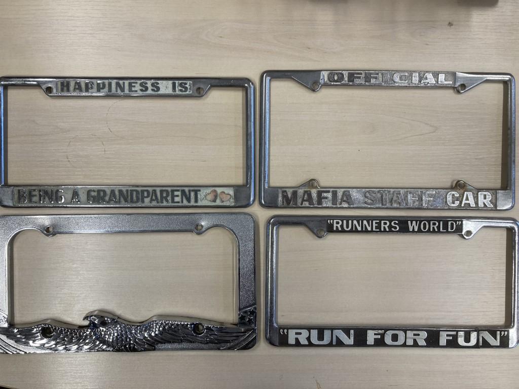 1990 Collectables Number plates-holders