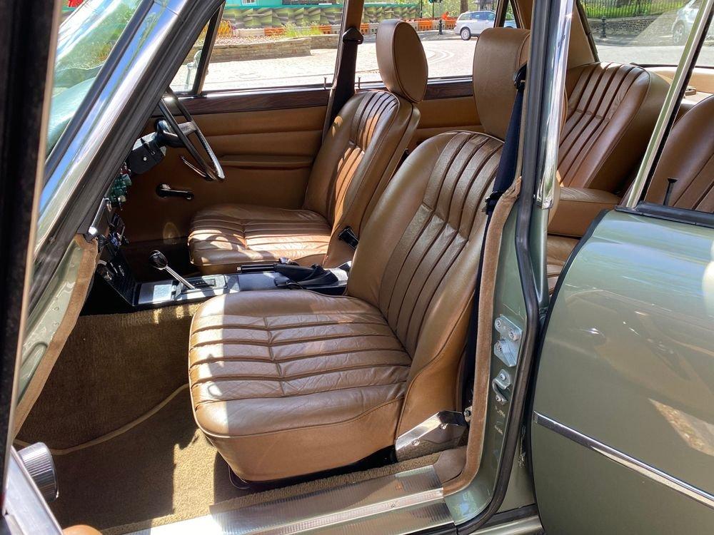 1975 Rover 3500