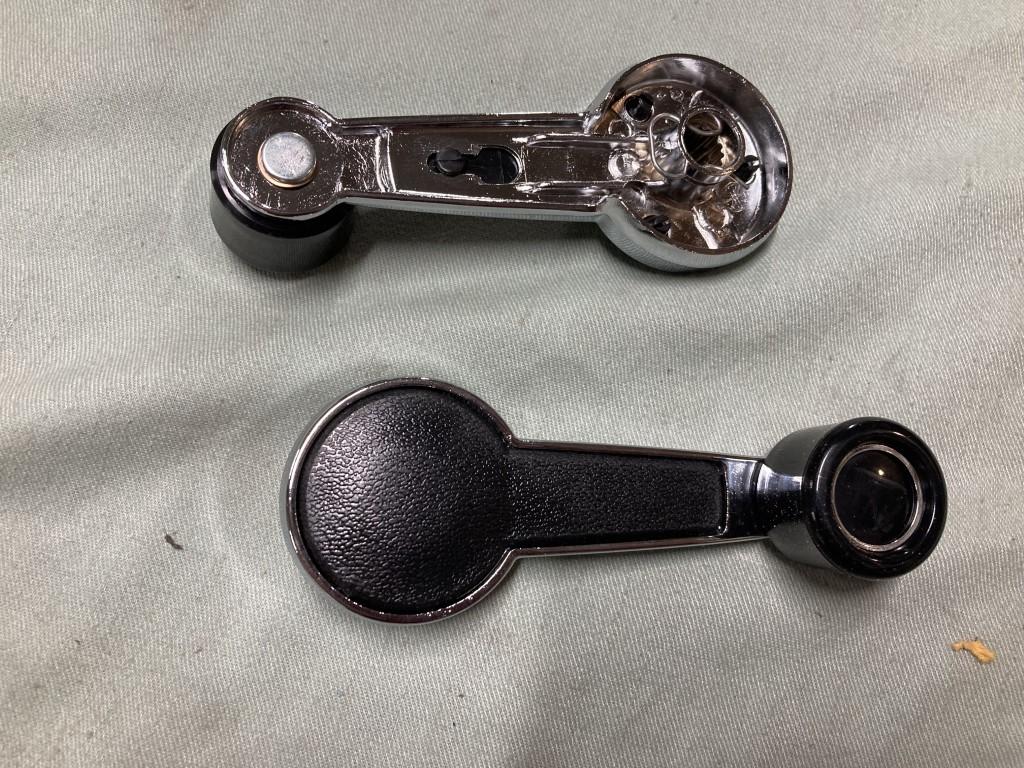 1970 Datsun parts diverse