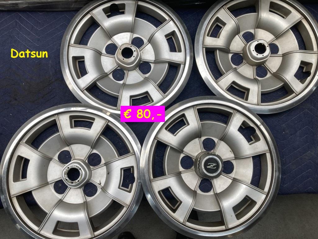 1970 Datsun parts diverse