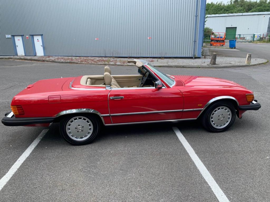 1988 Mercedes - Benz 560SL