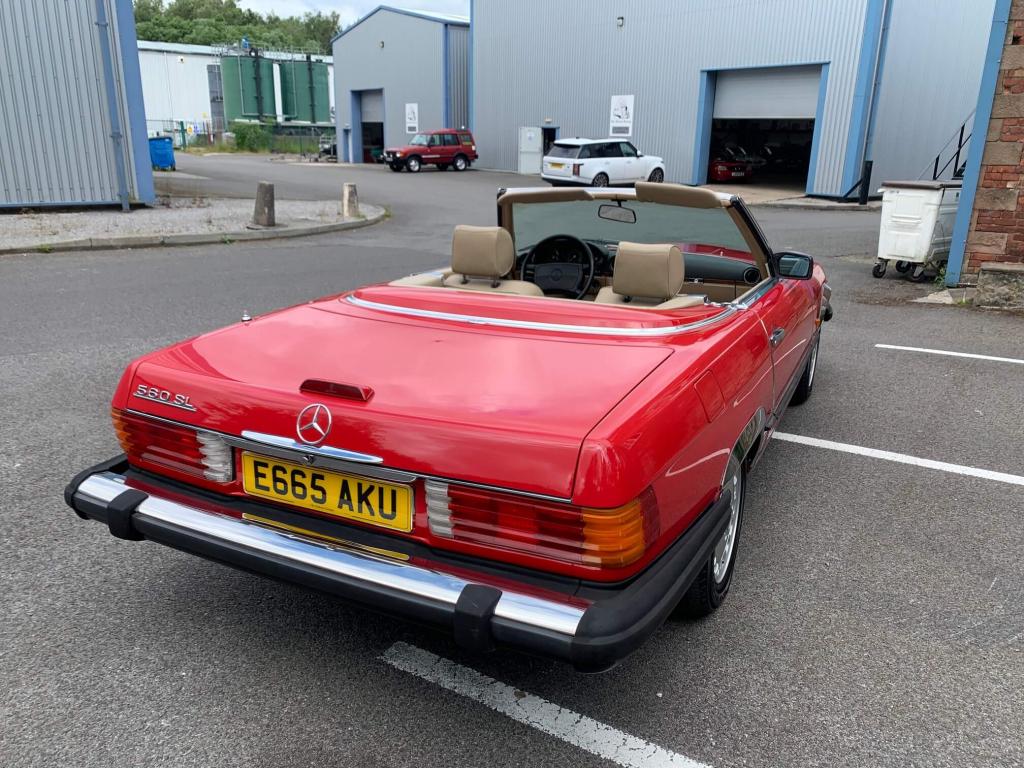 1988 Mercedes - Benz 560SL