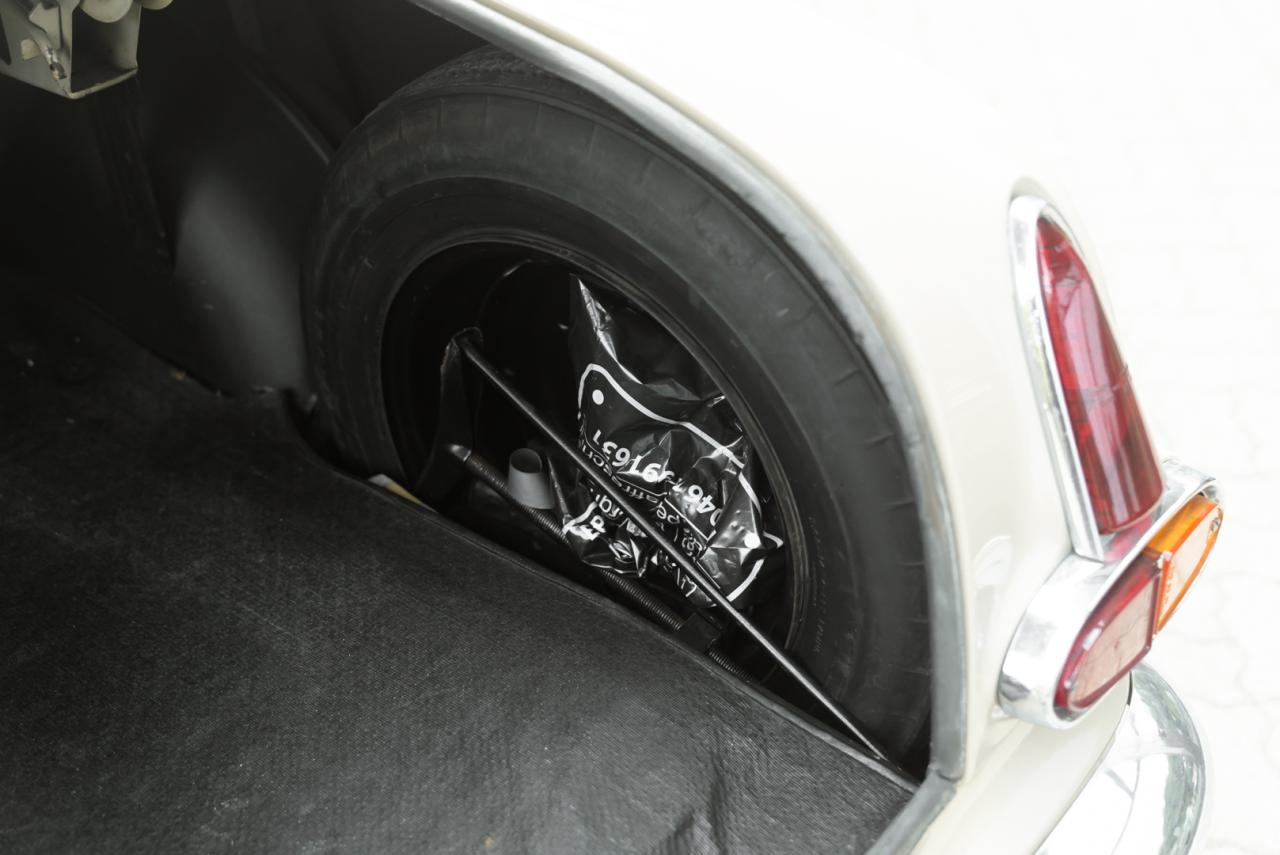 1964 Vauxhall Victor VX 4/90