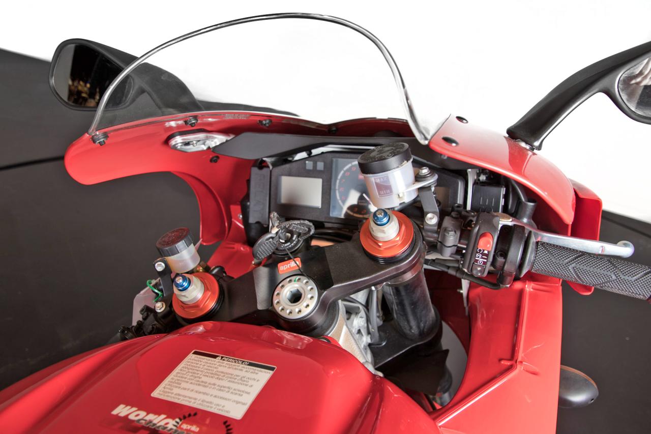 2000 Aprilia RSV 1000 (Zero Km)