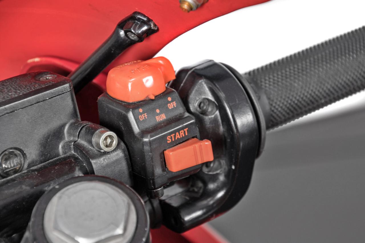 1990 Ducati 900 SuperSport