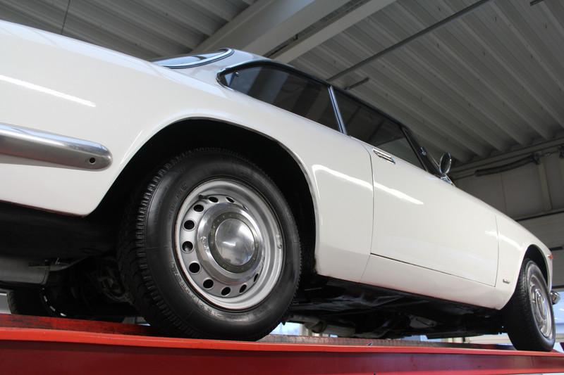 1970 Alfa Romeo GT 1300 Junior Stepnose