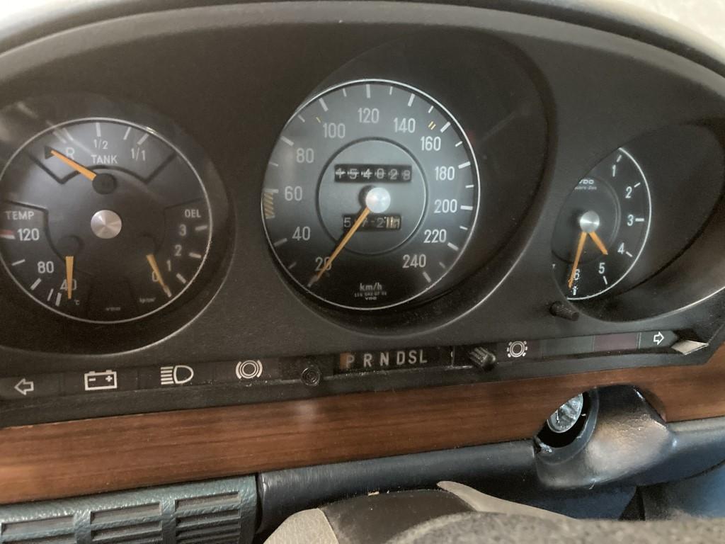 1977 Mercedes - Benz 450 SE W116