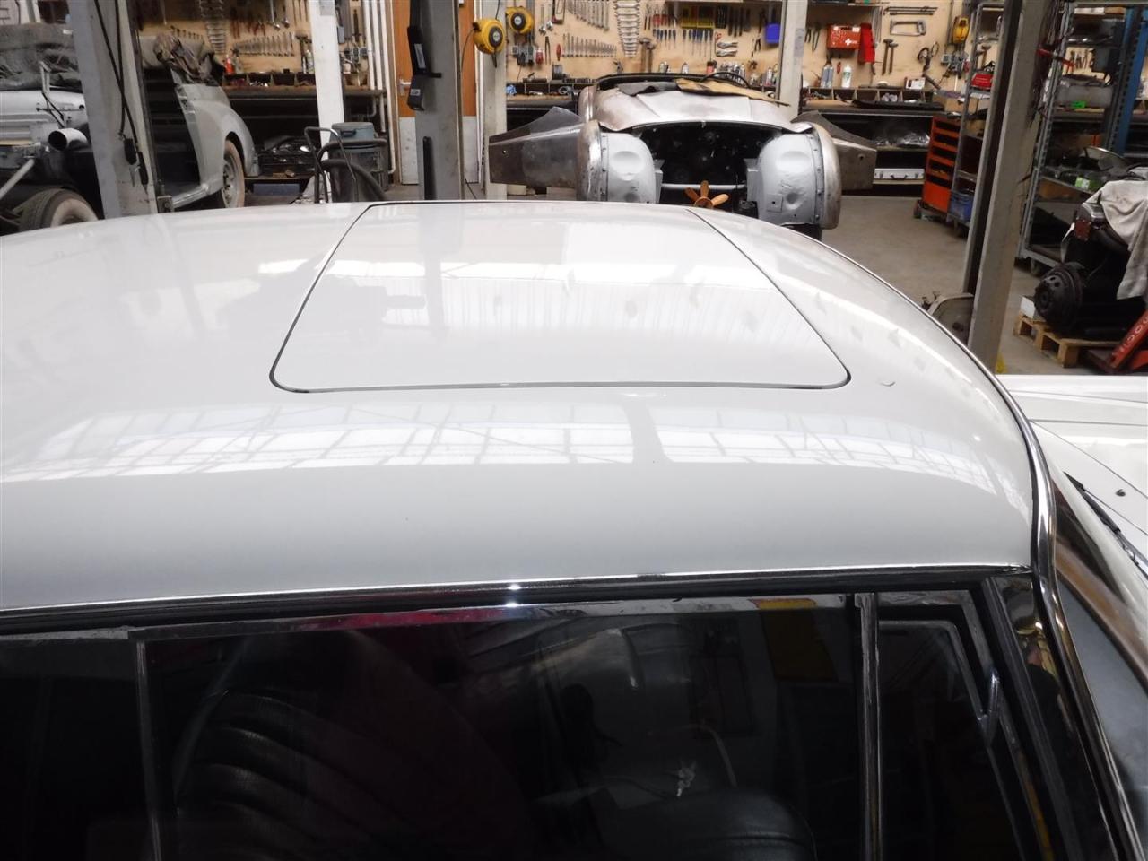 1962 Mercedes - Benz 300SE Coupe white W112