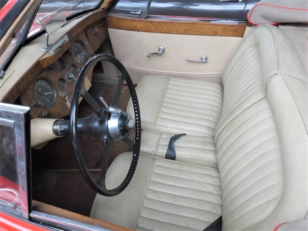 1954 Jaguar XK 120 DHC