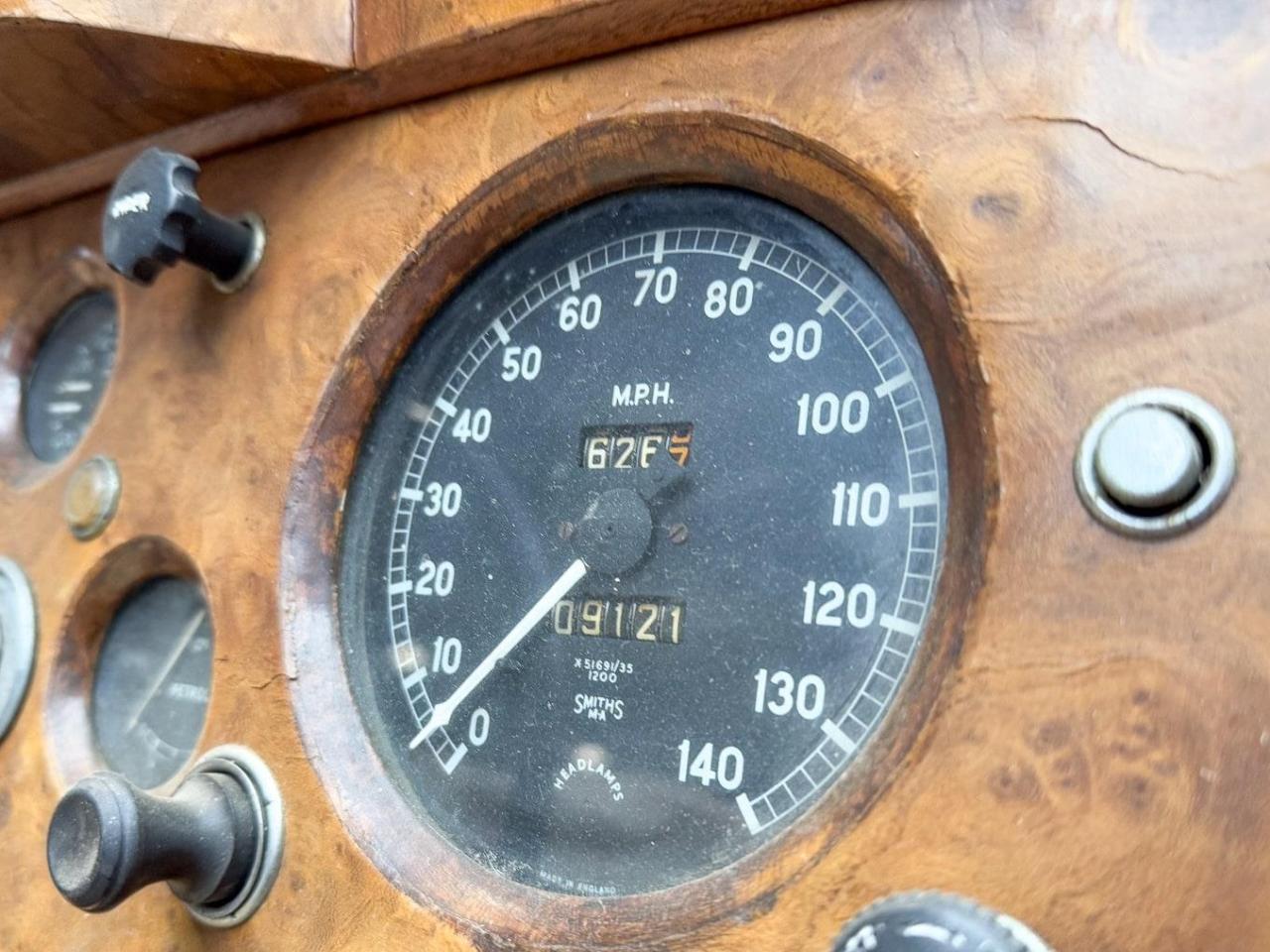 1954 Jaguar XK 120 DHC