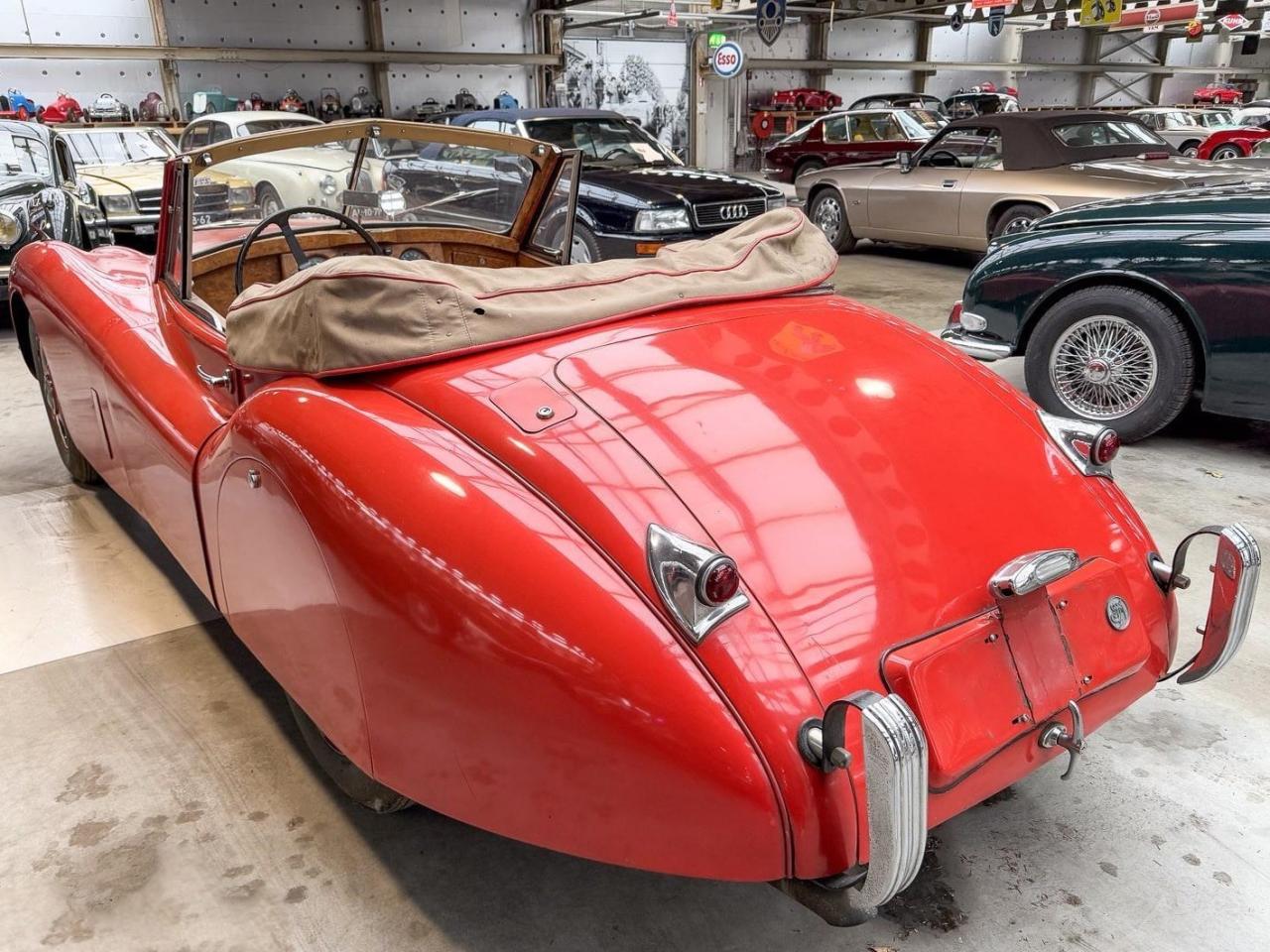 1954 Jaguar XK 120 DHC