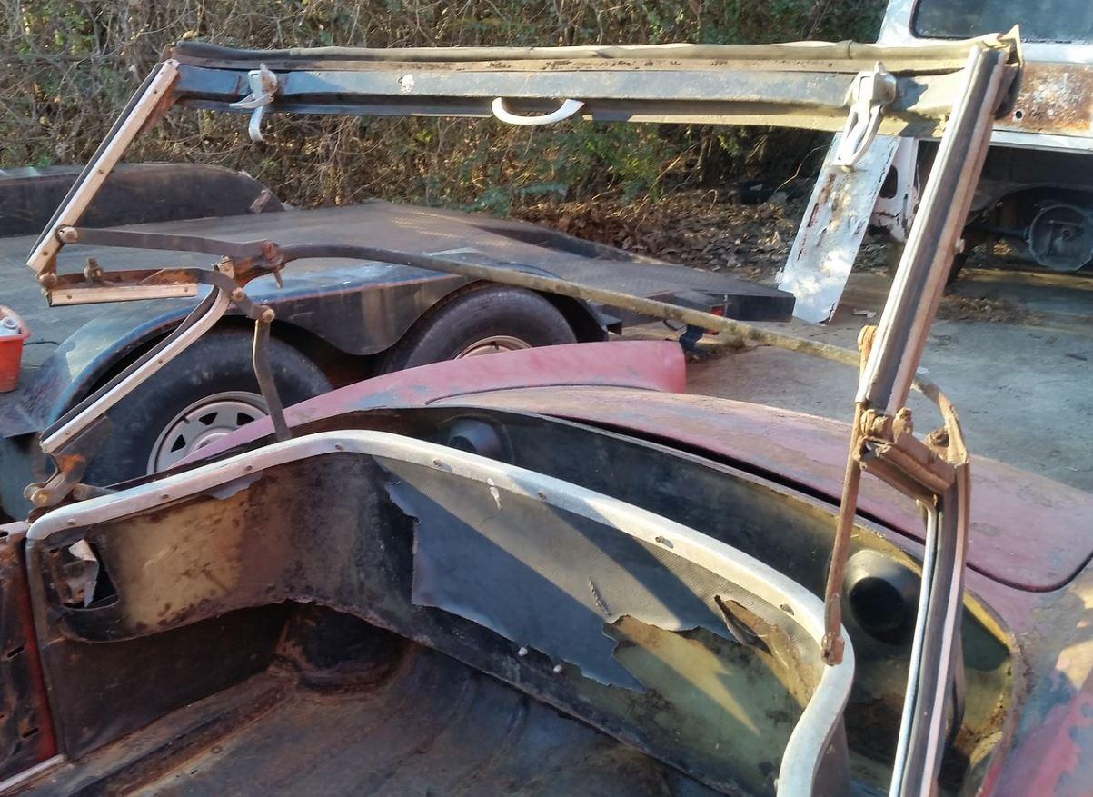 1958 Fiat 1200 TV to restore red