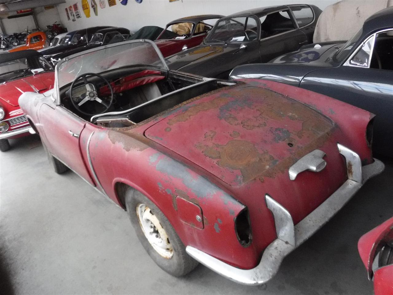 1958 Fiat 1200 TV to restore red