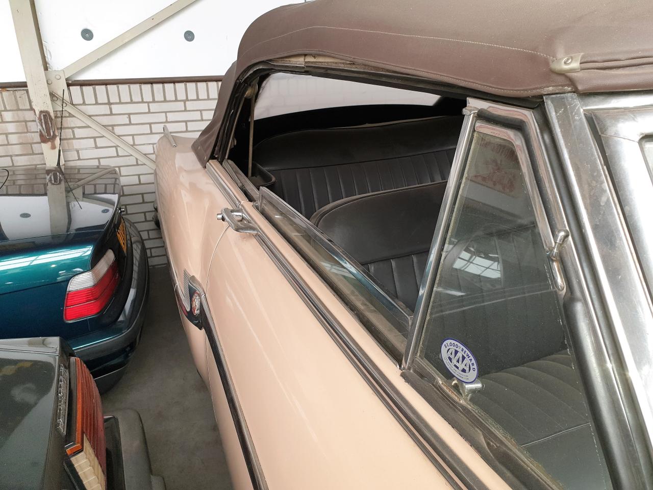 1953 Packard Deluxe Cabriolet