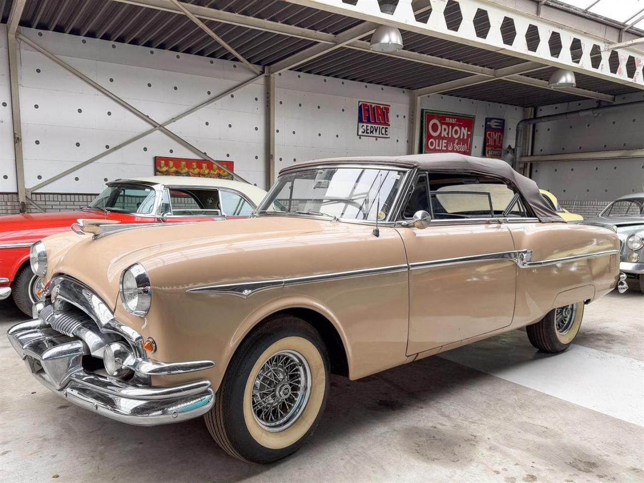 1953 Packard Deluxe Cabriolet