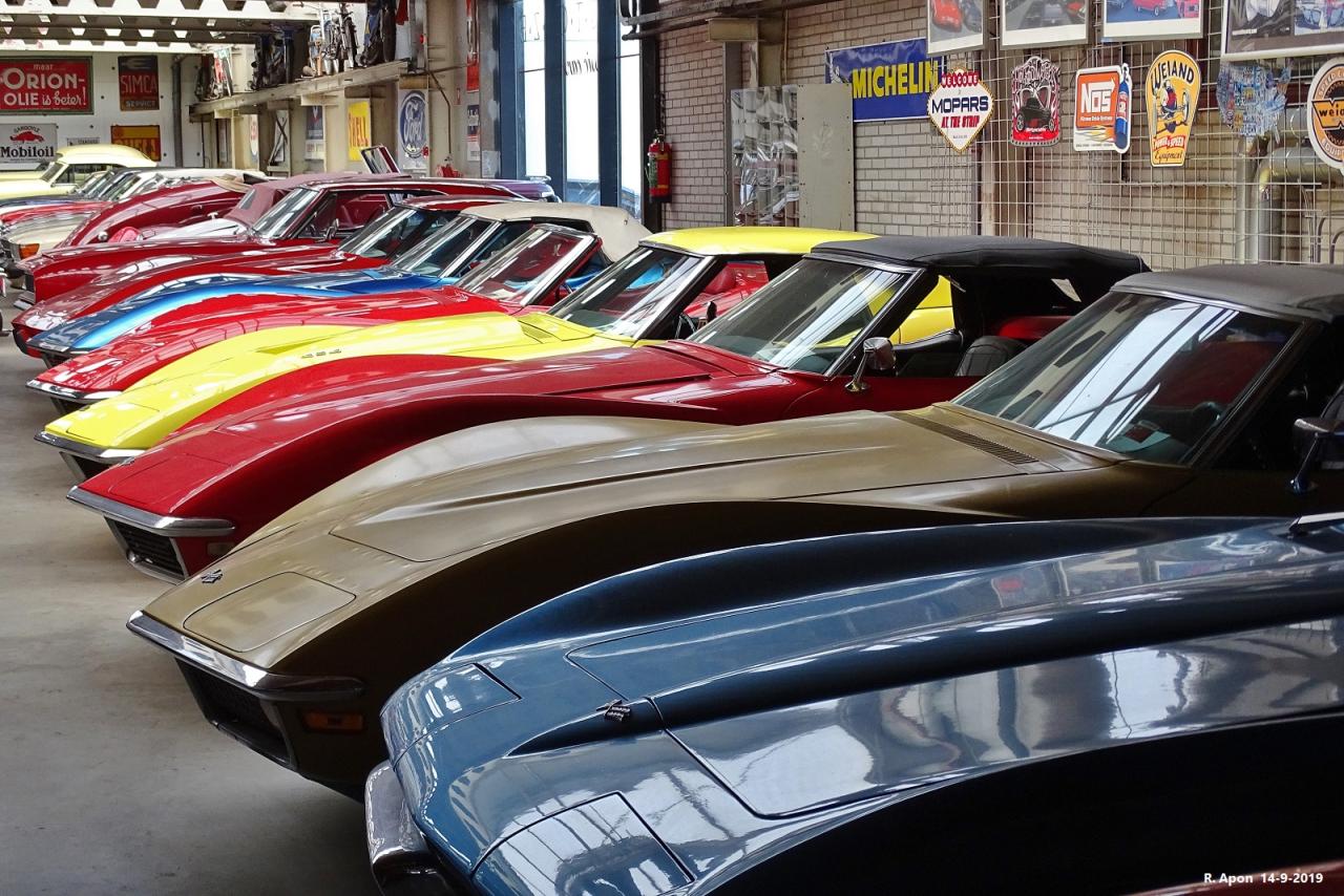 1969 Chevrolet Corvette &#039;&#039;69 Roadster Red