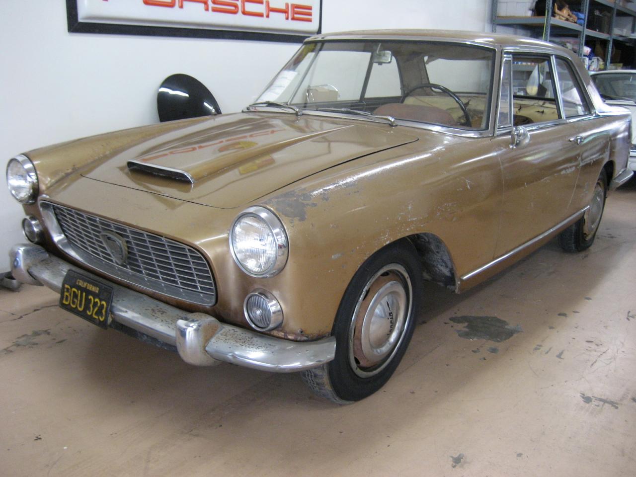 1960 Lancia Flaminia PF coup&eacute;