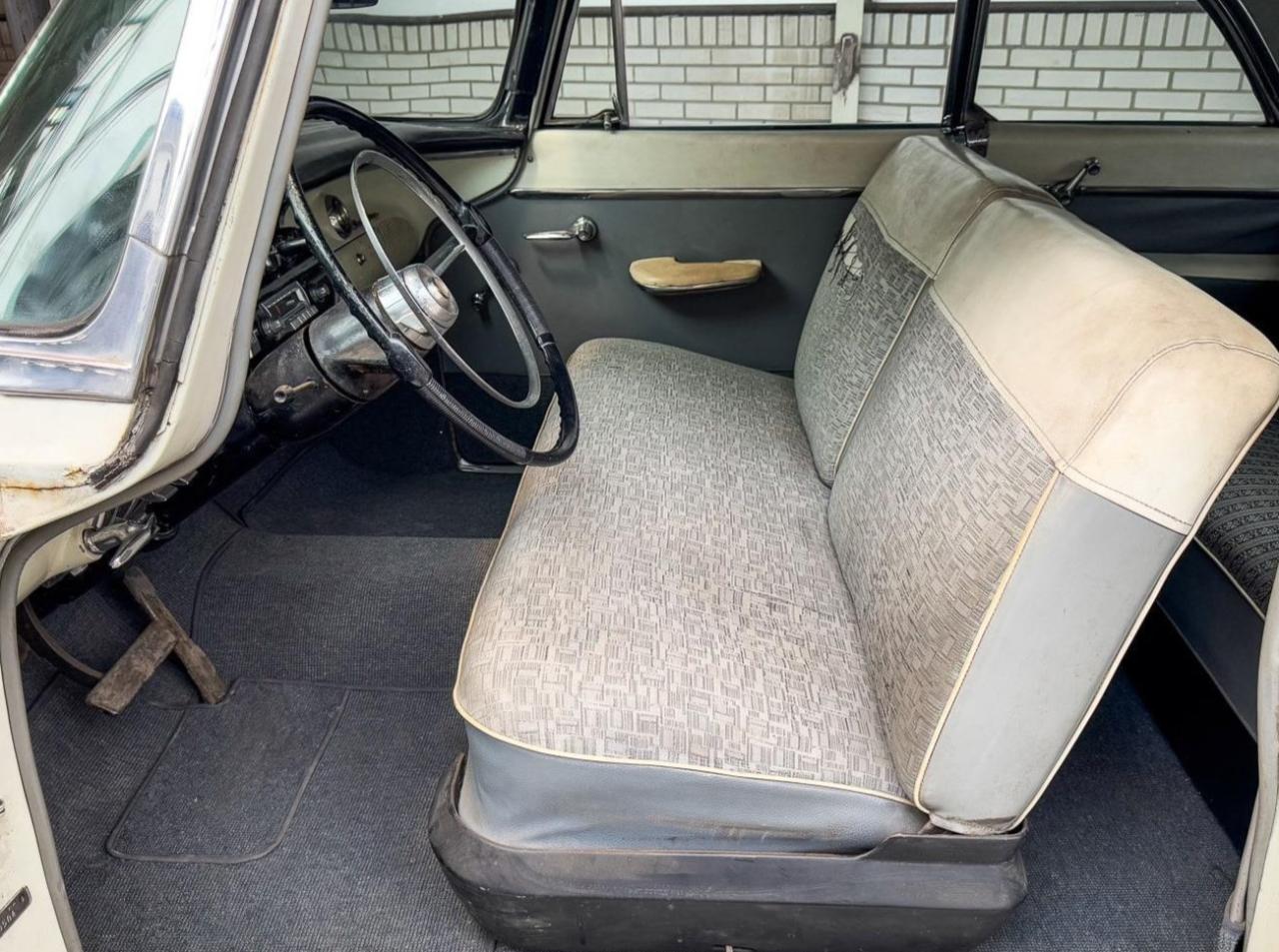 1955 Chrysler Windsor Coup&eacute;