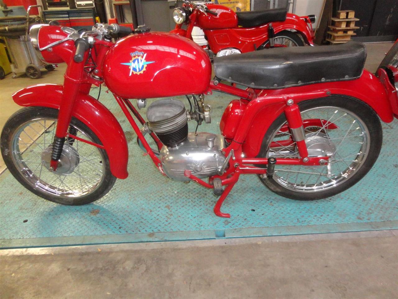 1957 MV Agusta 125 CC red