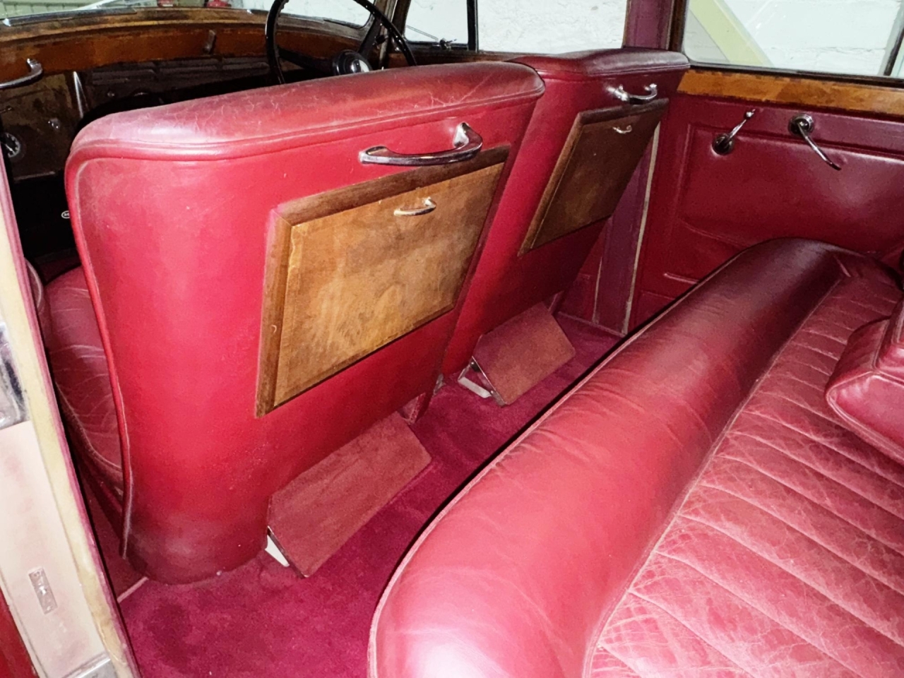 1954 Bentley R Type Automatic Sports Saloon B15ZX