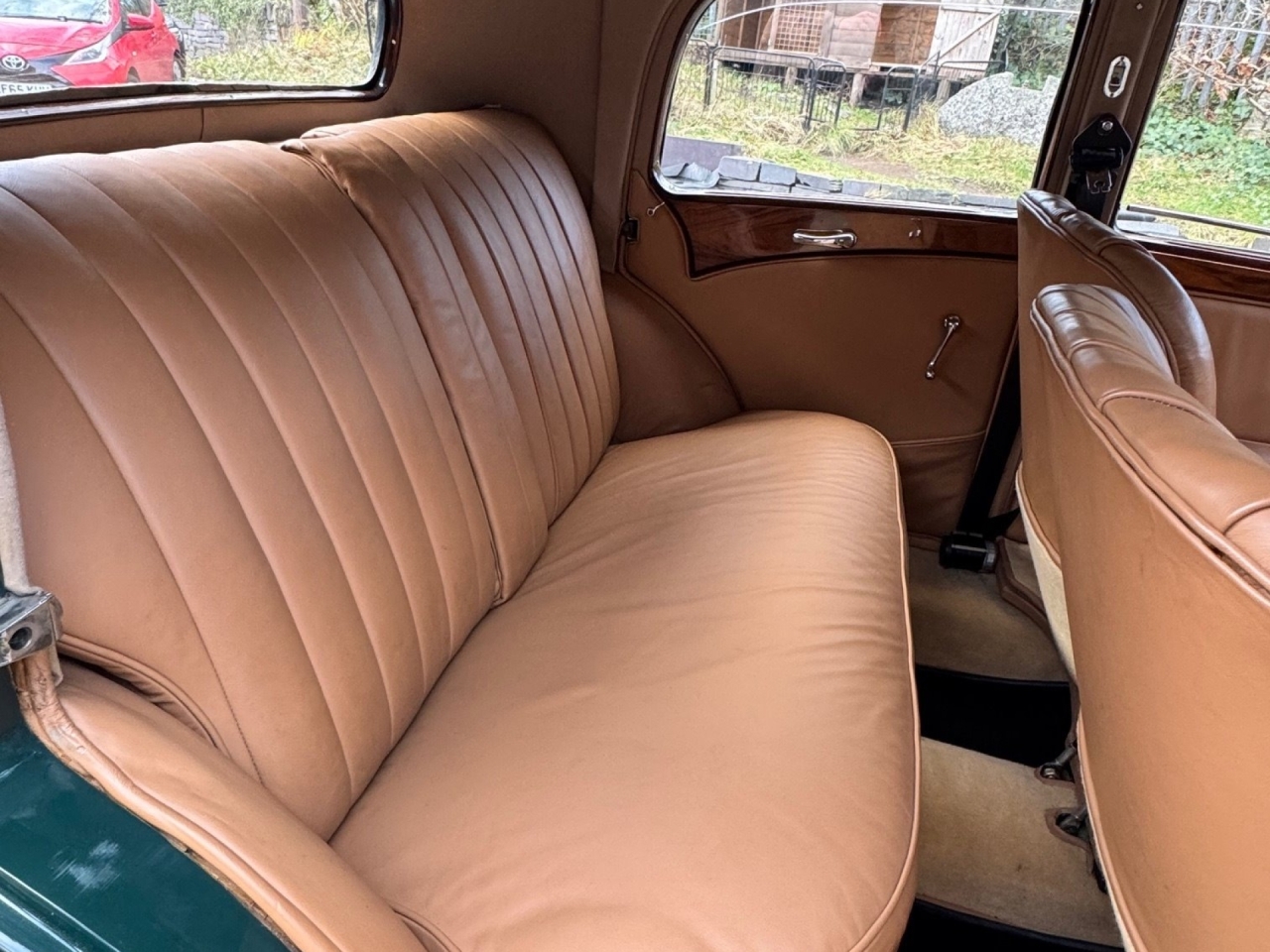 1936 Bentley 4¼ Litre Thrupp & Maberly Sports Saloon