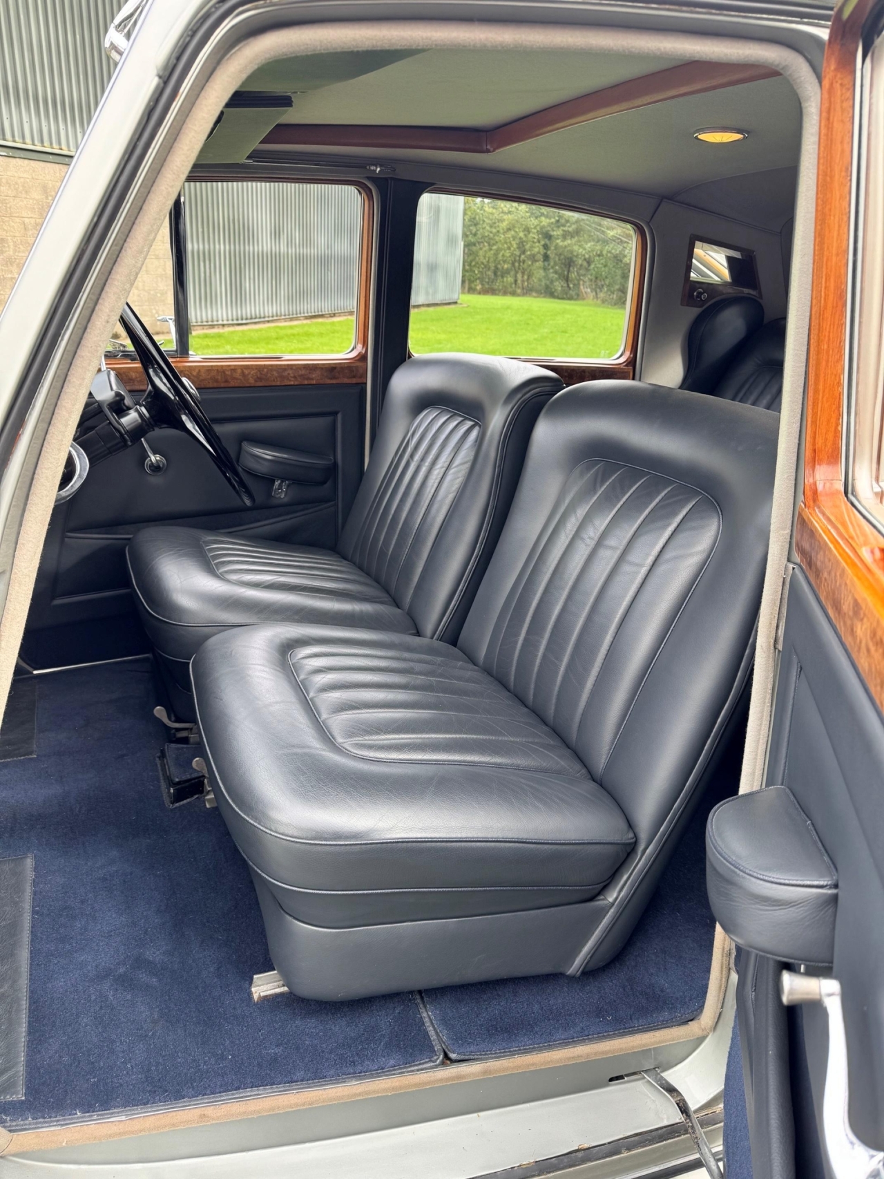 1954 Rolls-Royce Silver Dawn Automatic Saloon SPG11