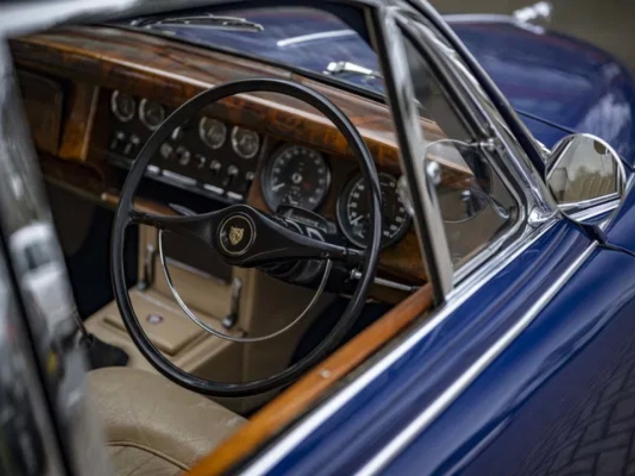 1964 Jaguar Mk2 3.8 MOD