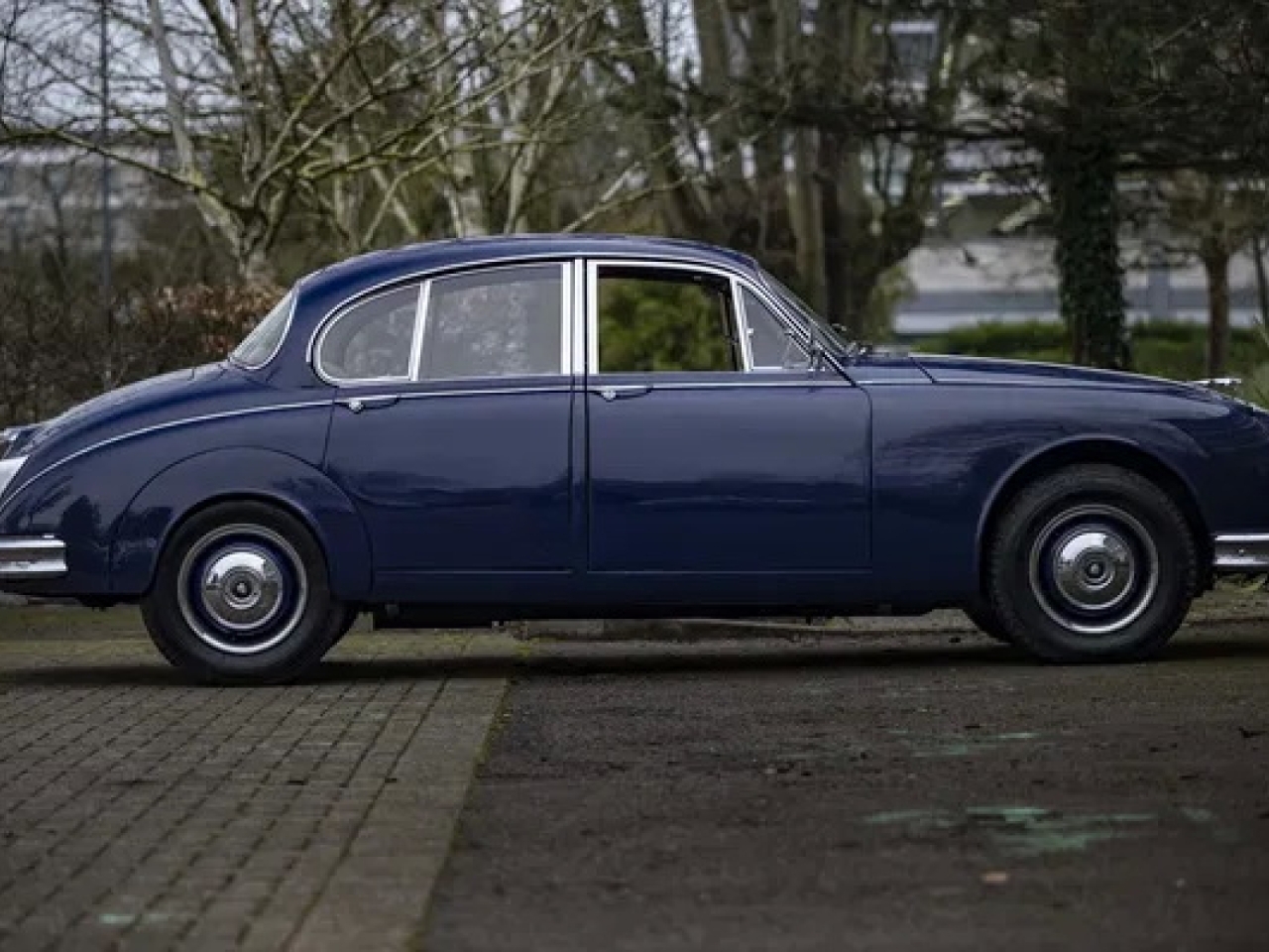 1964 Jaguar Mk2 3.8 MOD