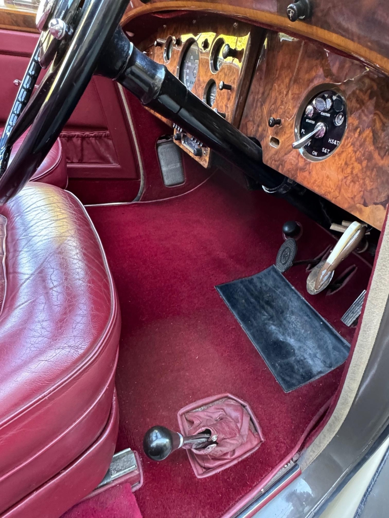 1952 Rolls-Royce Silver Dawn ‘Big Bore, Small Boot’ Saloon. SHD20