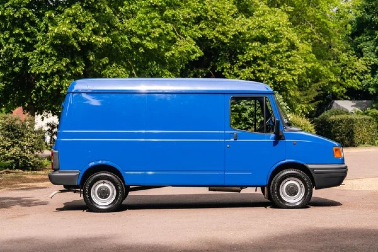2000 Leyland DAF Pilot
