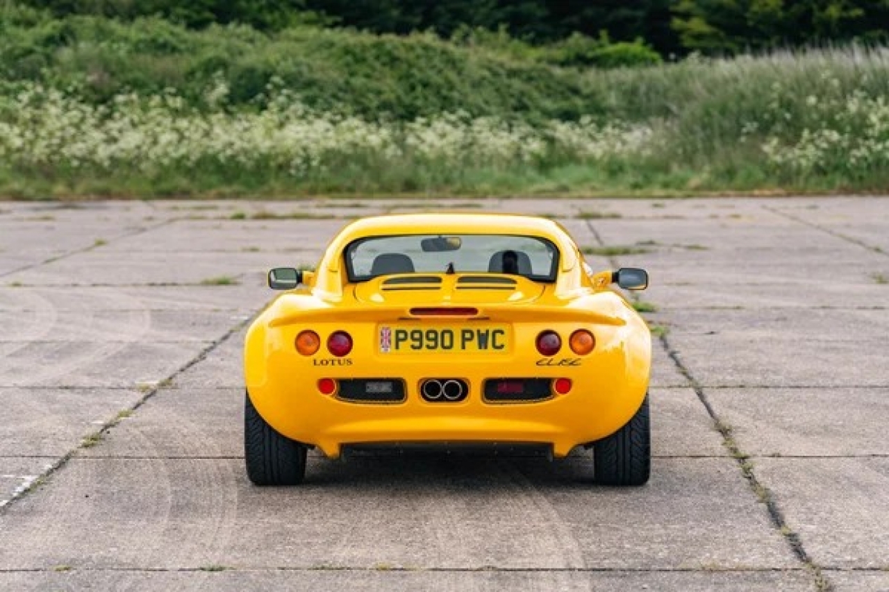 1997 Lotus Elise S1